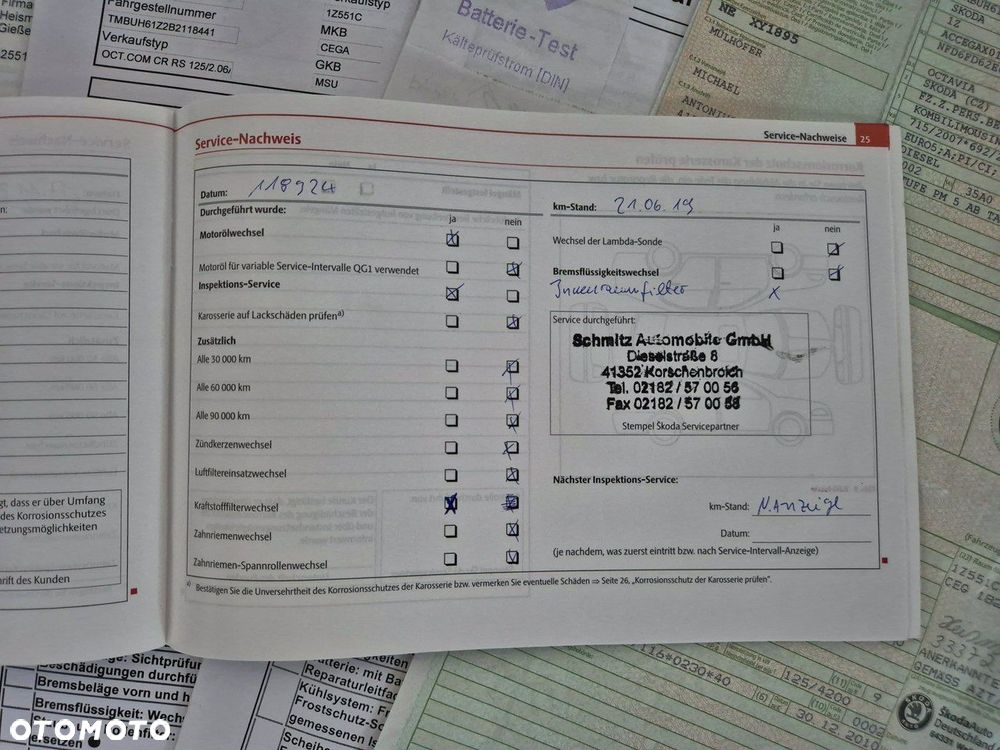 Skoda Octavia Combi 2.0 TDI CR DPF DSG RS - 39