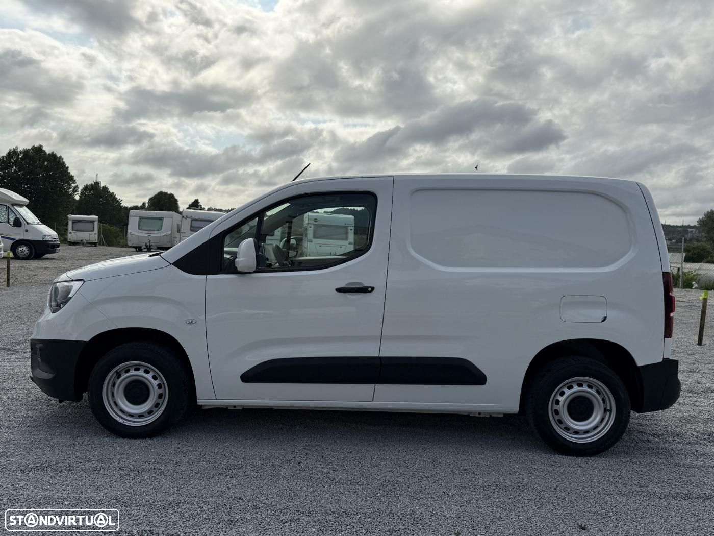 Opel Combo 1.5 CDTI IVA Dedutivel 3 Lug. Ecrã - 13