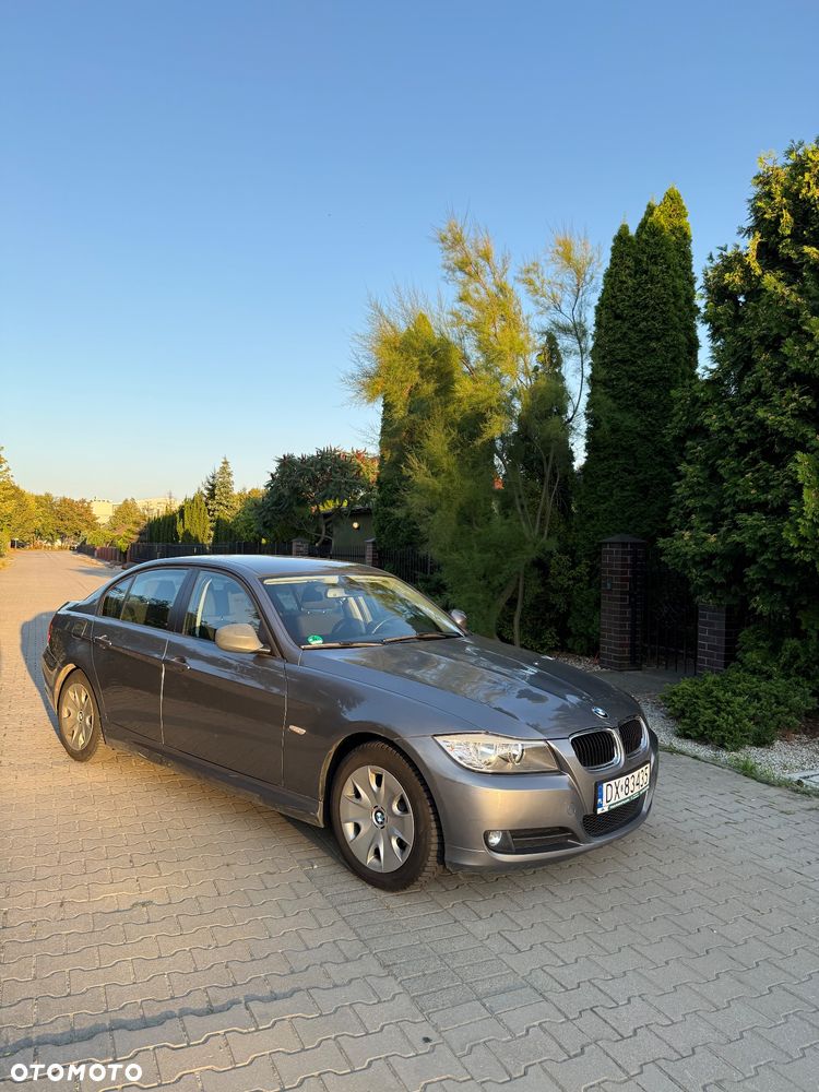 BMW Seria 3 318i - 29