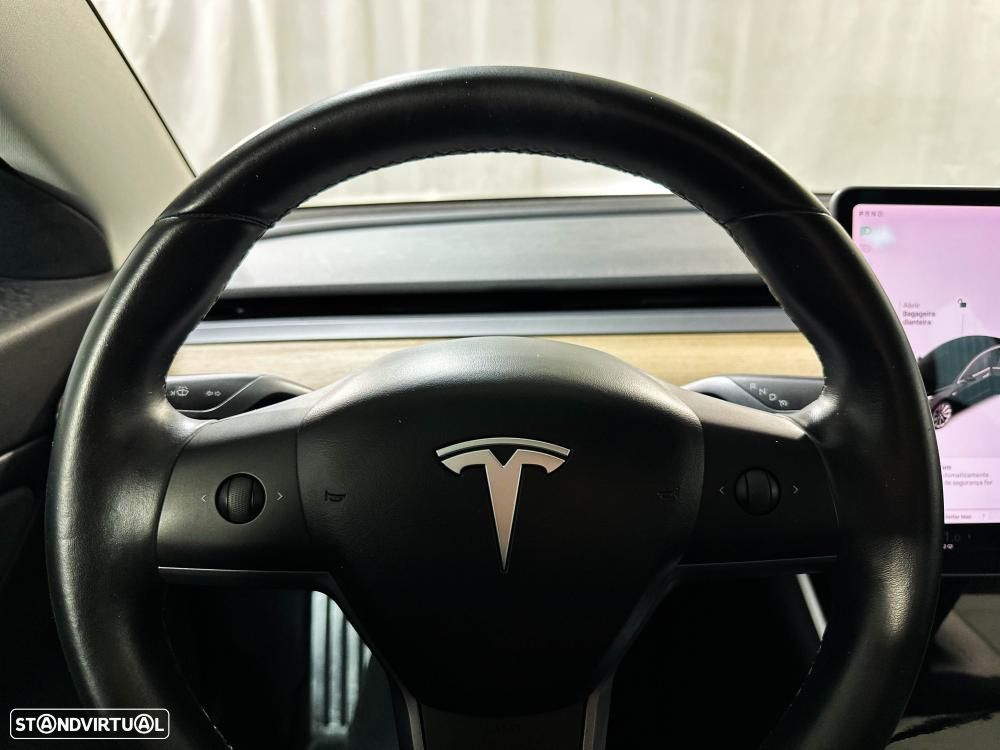 Tesla Model 3 Performance Dual Motor AWD - 37