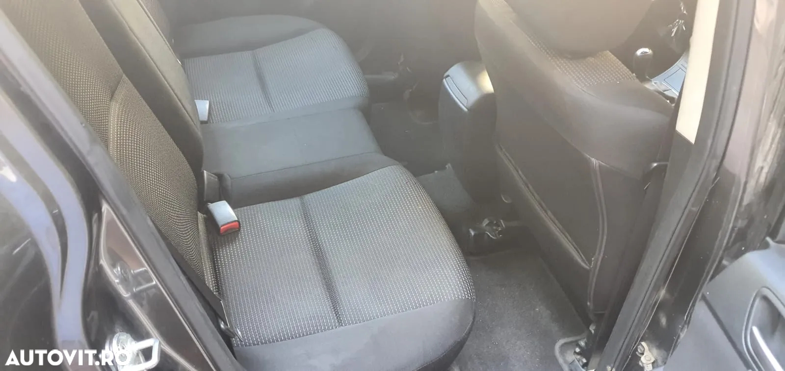Mazda 3 1.6 MZR Active - 8