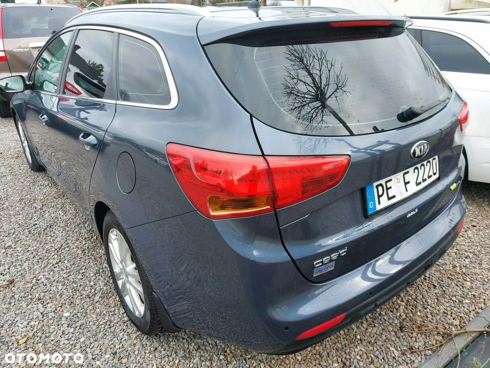Kia Ceed - 5