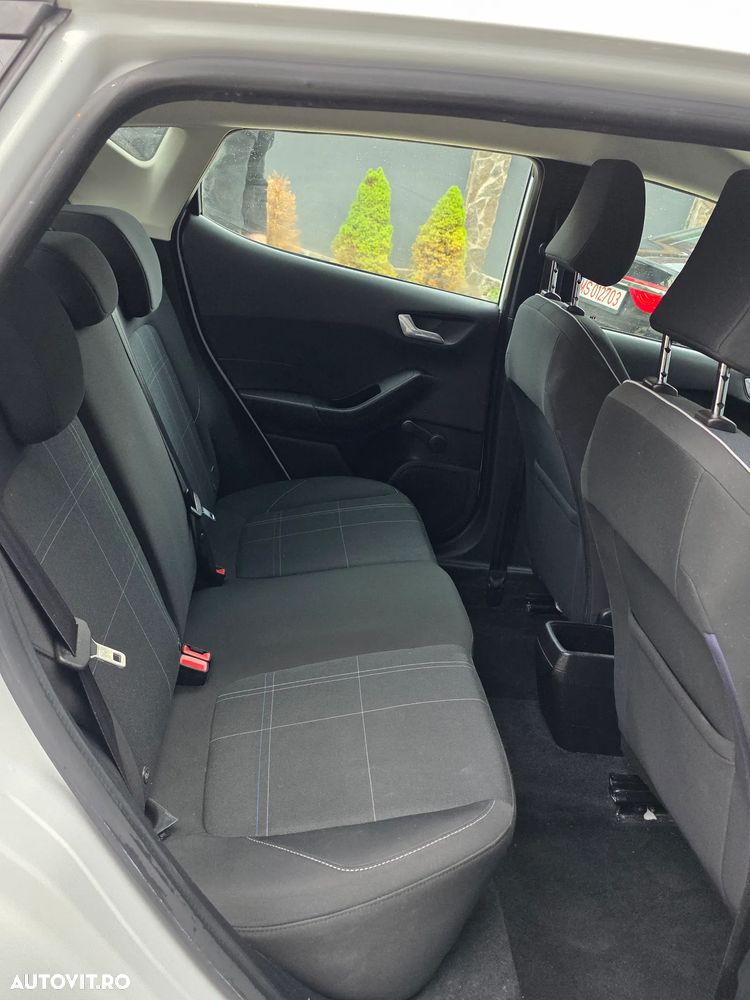 Ford Fiesta - 9