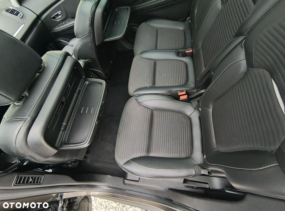 Renault Grand Scenic ENERGY TCe 130 INTENS - 17