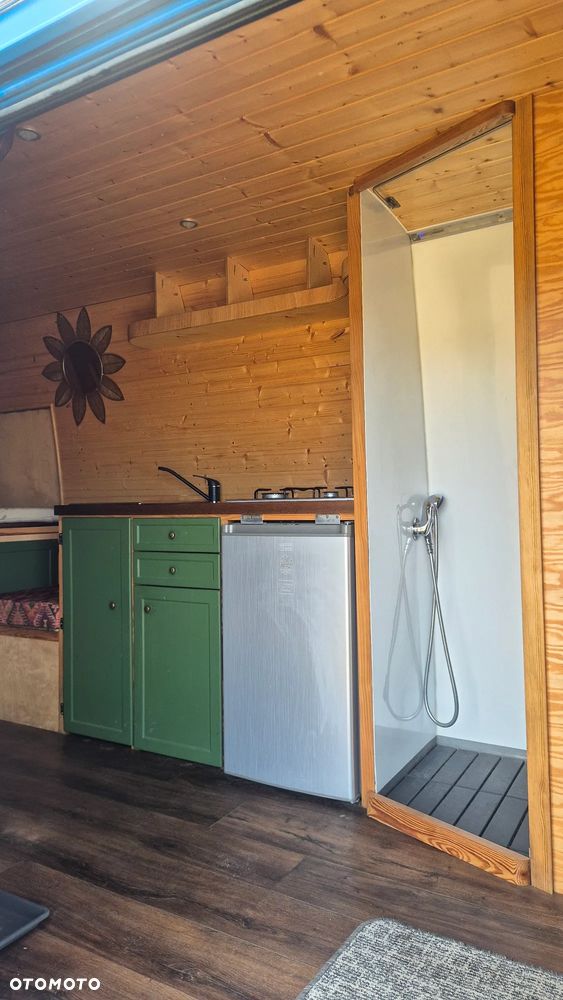 Mercedes-Benz Sprinter - 4