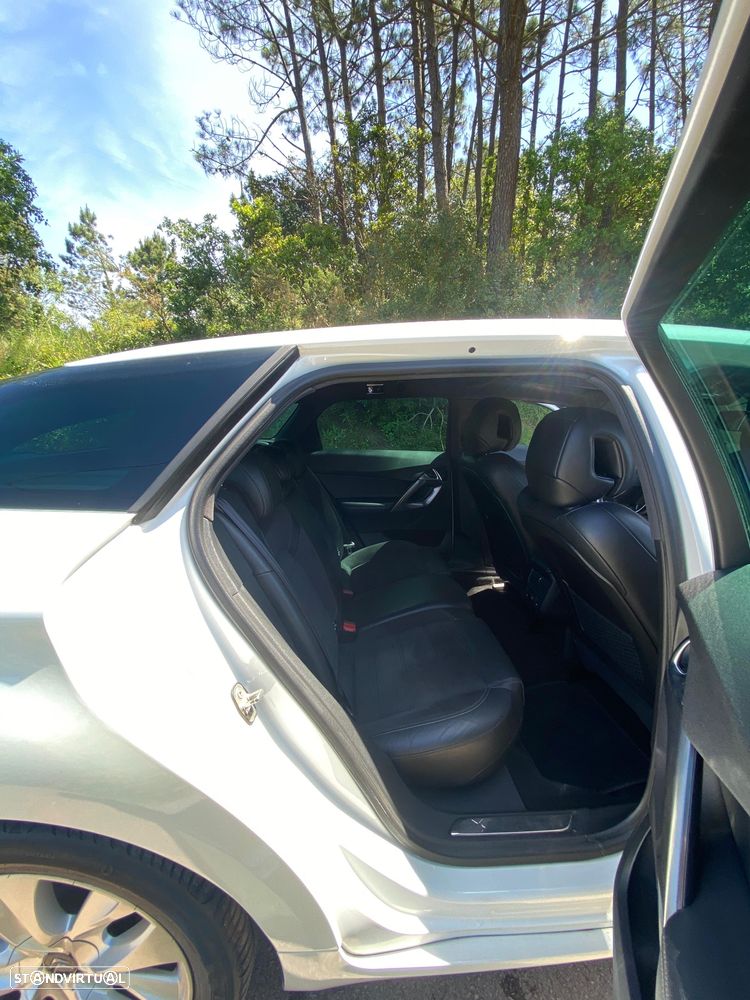 Citroën DS5 2.0 HDi Hybrid4 Sport Chic CMP6 - 11