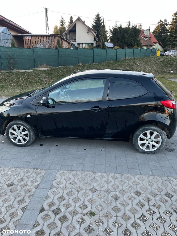 Mazda 2 - 5