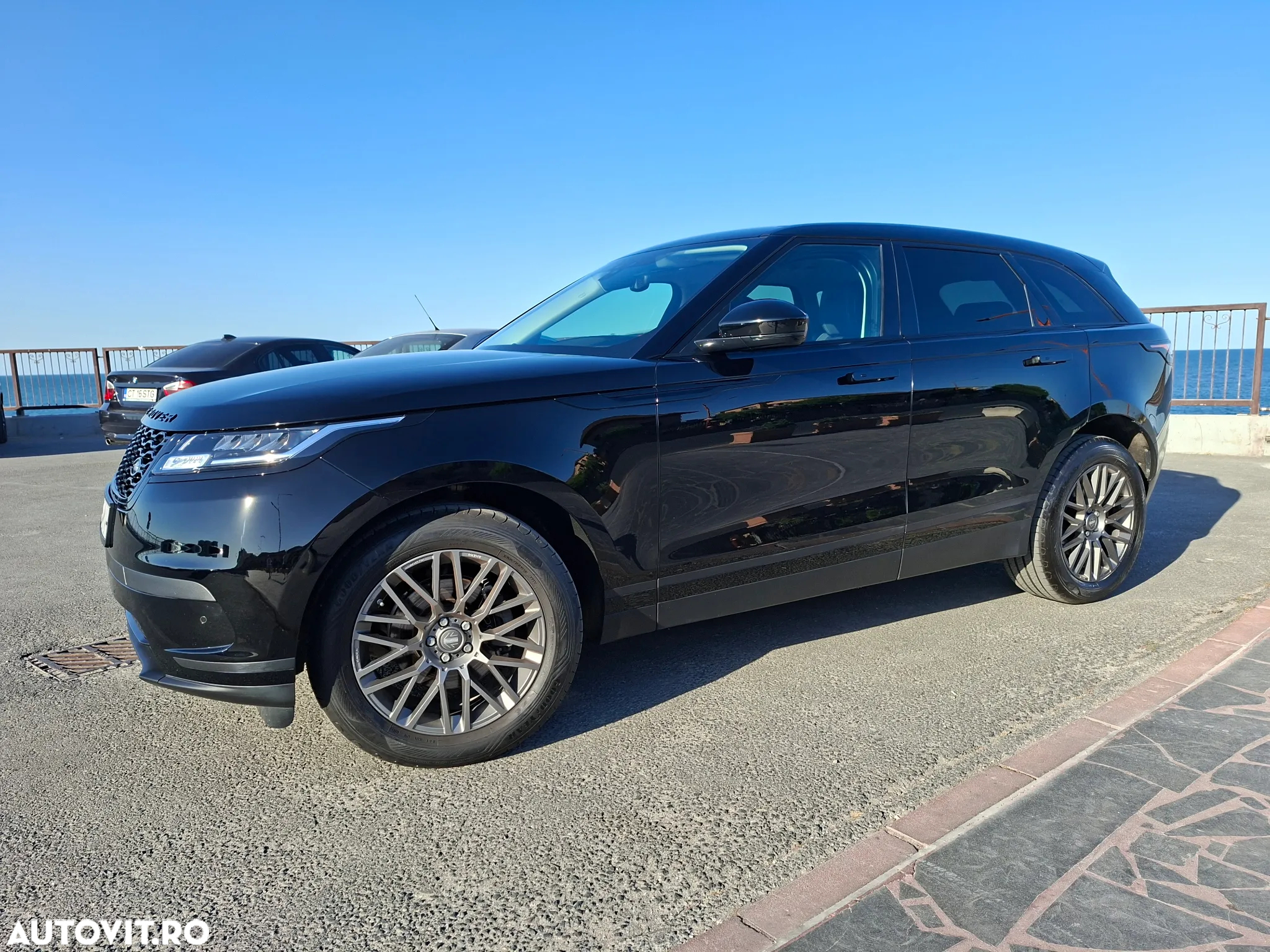 Land Rover Range Rover Velar 2.0 R-Dynamic SE - 15