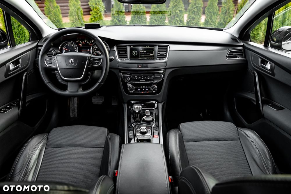 Peugeot 508 Hybrid4 - 27