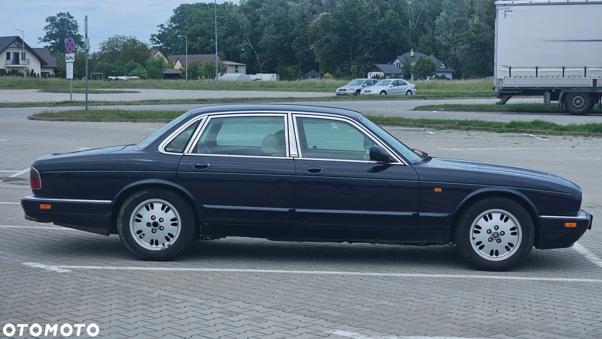 Jaguar XJ - 2