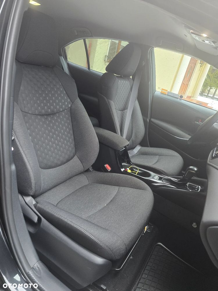 Toyota Corolla 1.8 Hybrid Executive - 14
