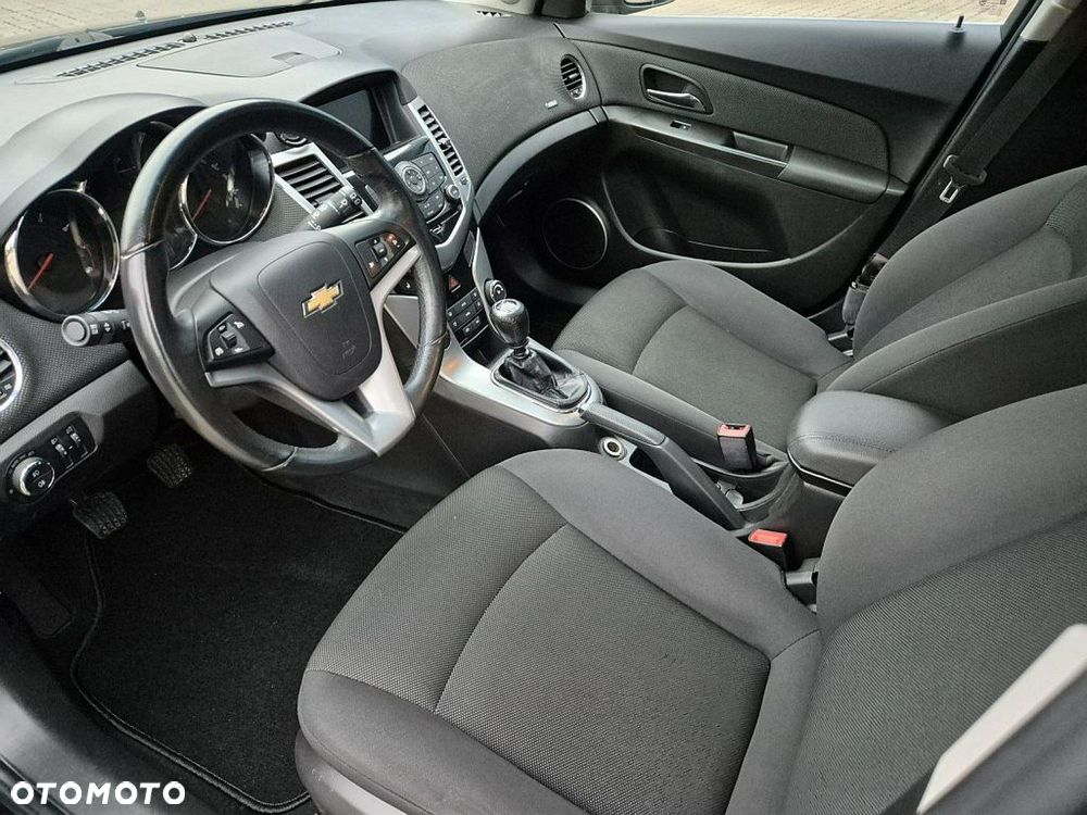 Chevrolet Cruze - 9