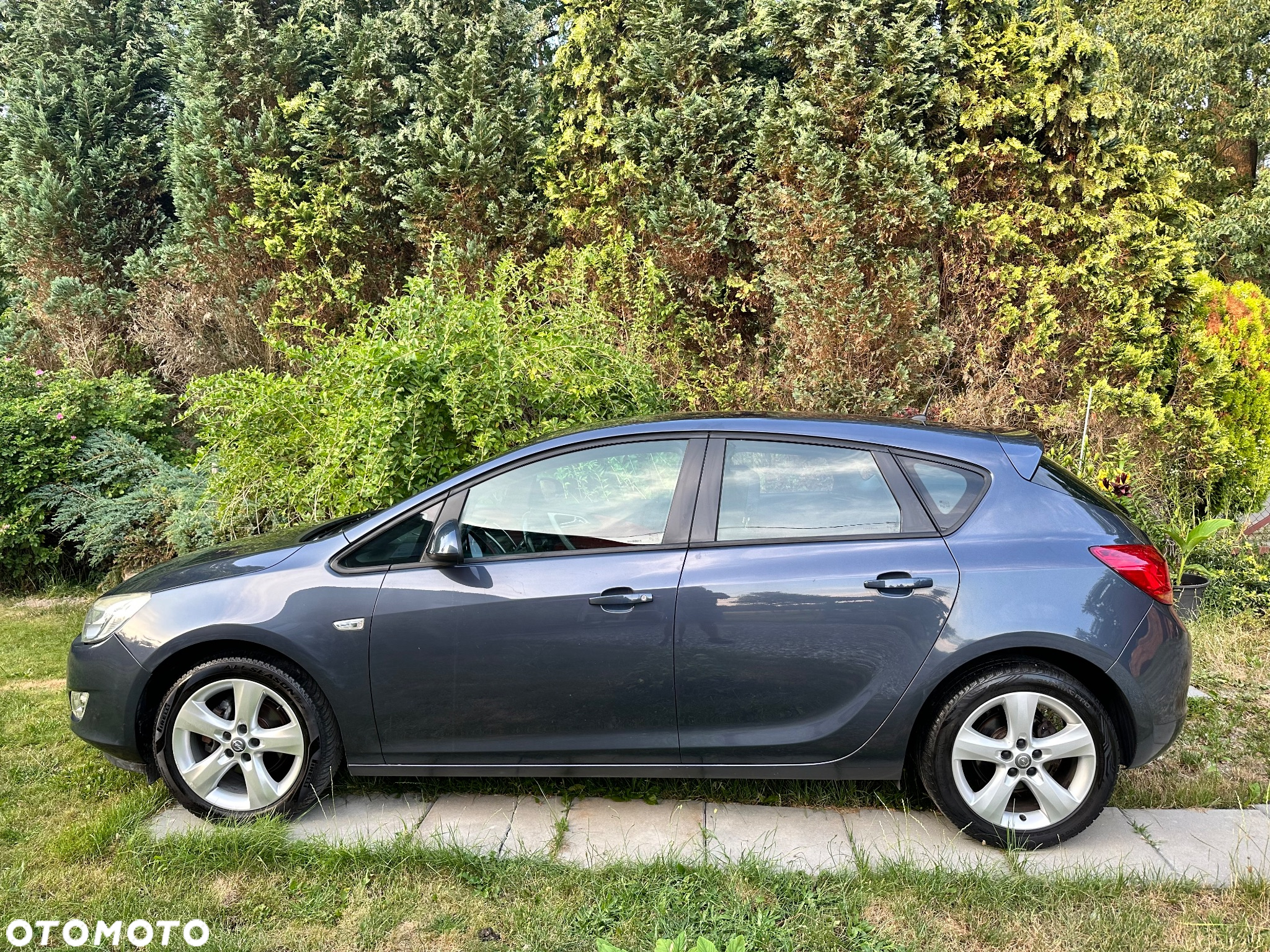 Opel Astra IV 1.4 T Essentia - 10
