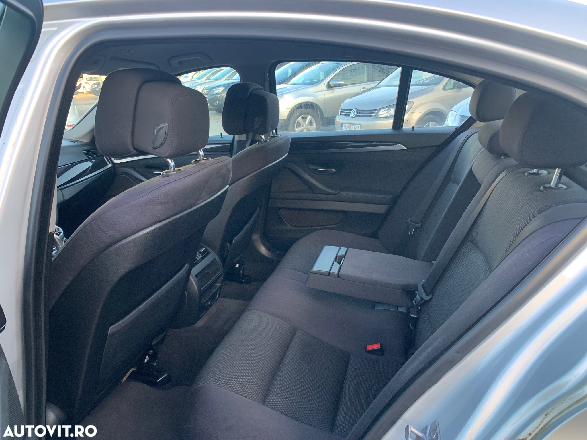 BMW Seria 5 530d xDrive - 6