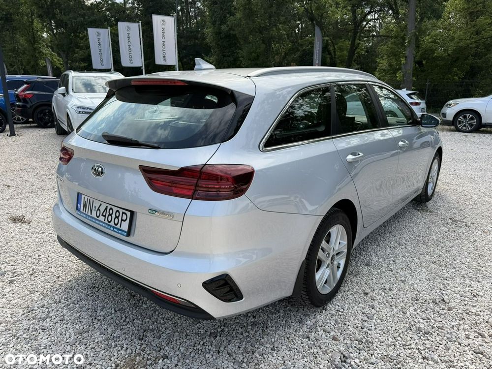 Kia Ceed - 6