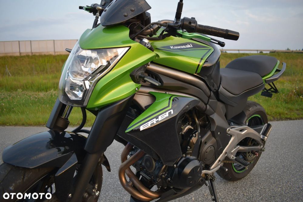 Kawasaki ER - 12