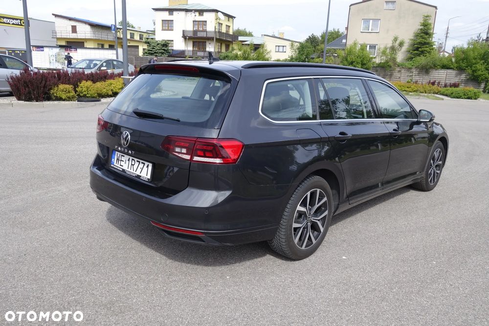 Volkswagen Passat 2.0 TDI EVO Business DSG - 4