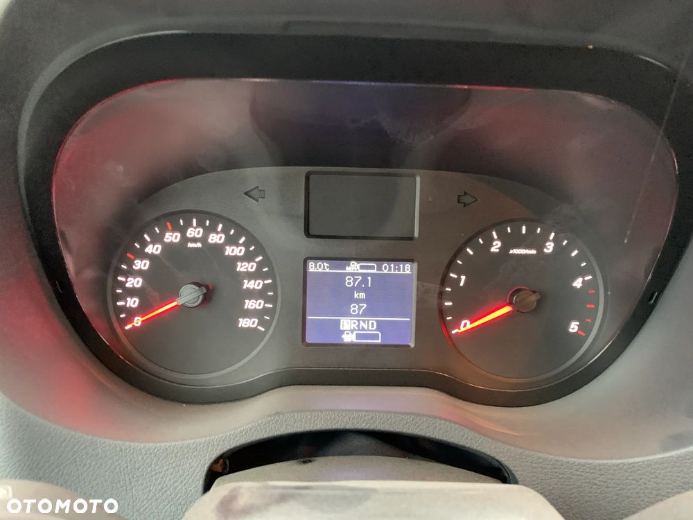 Mercedes-Benz Sprinter - 8