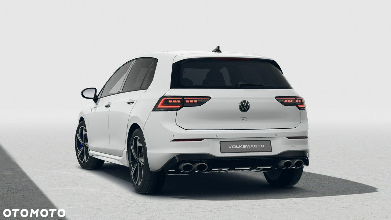 Volkswagen Golf - 5