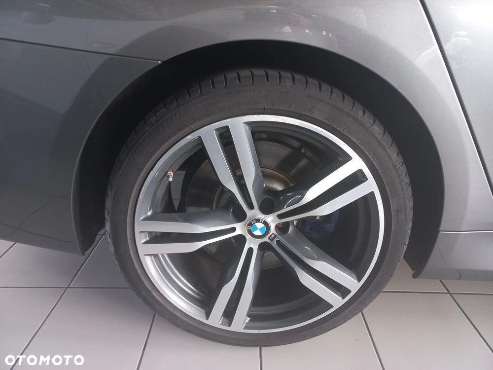 BMW Seria 7 750i xDrive - 9