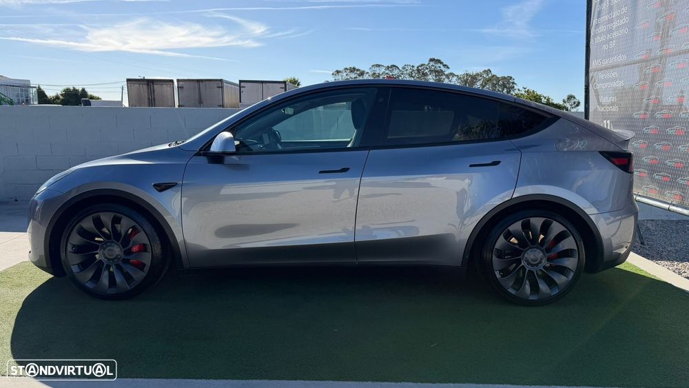 Tesla Model Y Performance Tração Integral - 16