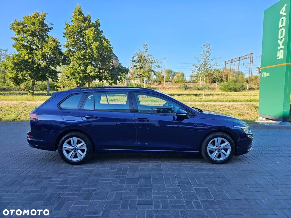 Volkswagen Golf VIII 2.0 TDI Life DSG - 4