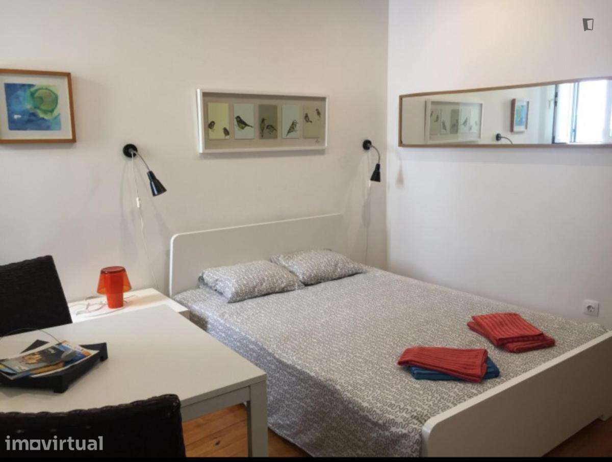 Estúdio - localizado em Bairro Alto Lisbon - Grande imagem: 2/6