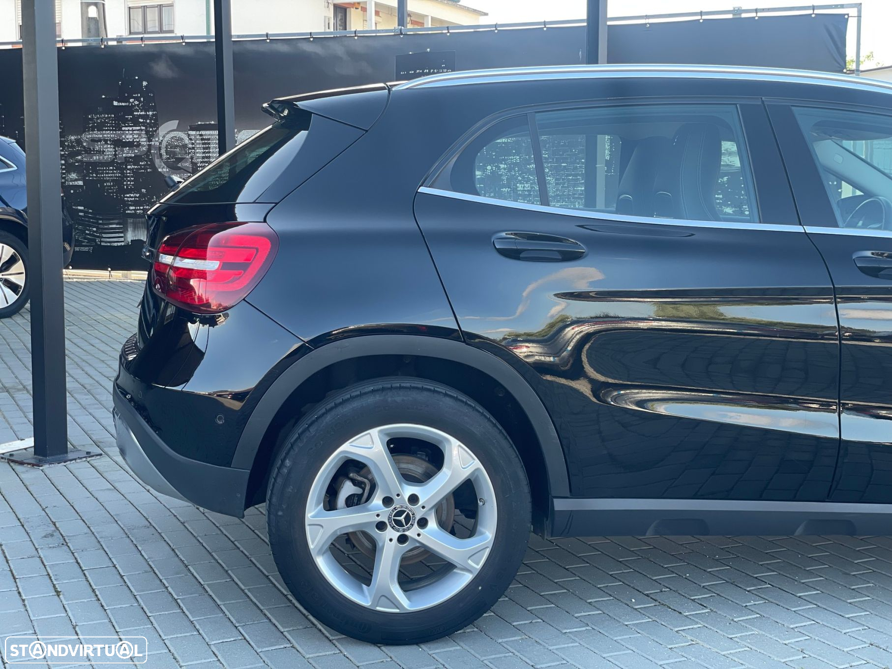 Mercedes-Benz GLA 180 d Urban Aut. - 8