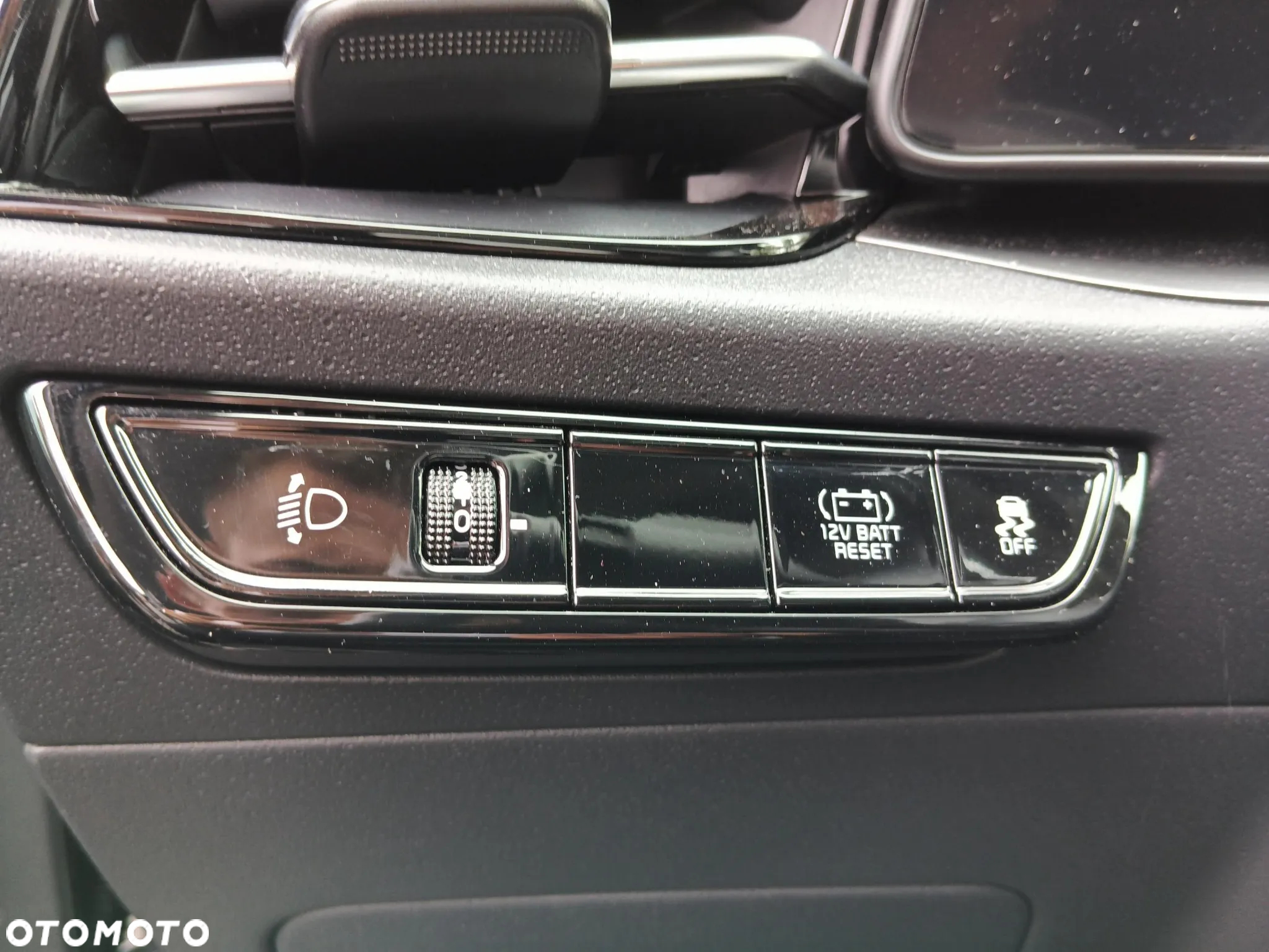 Kia Niro 1.6 GDI Hybrid L - 25