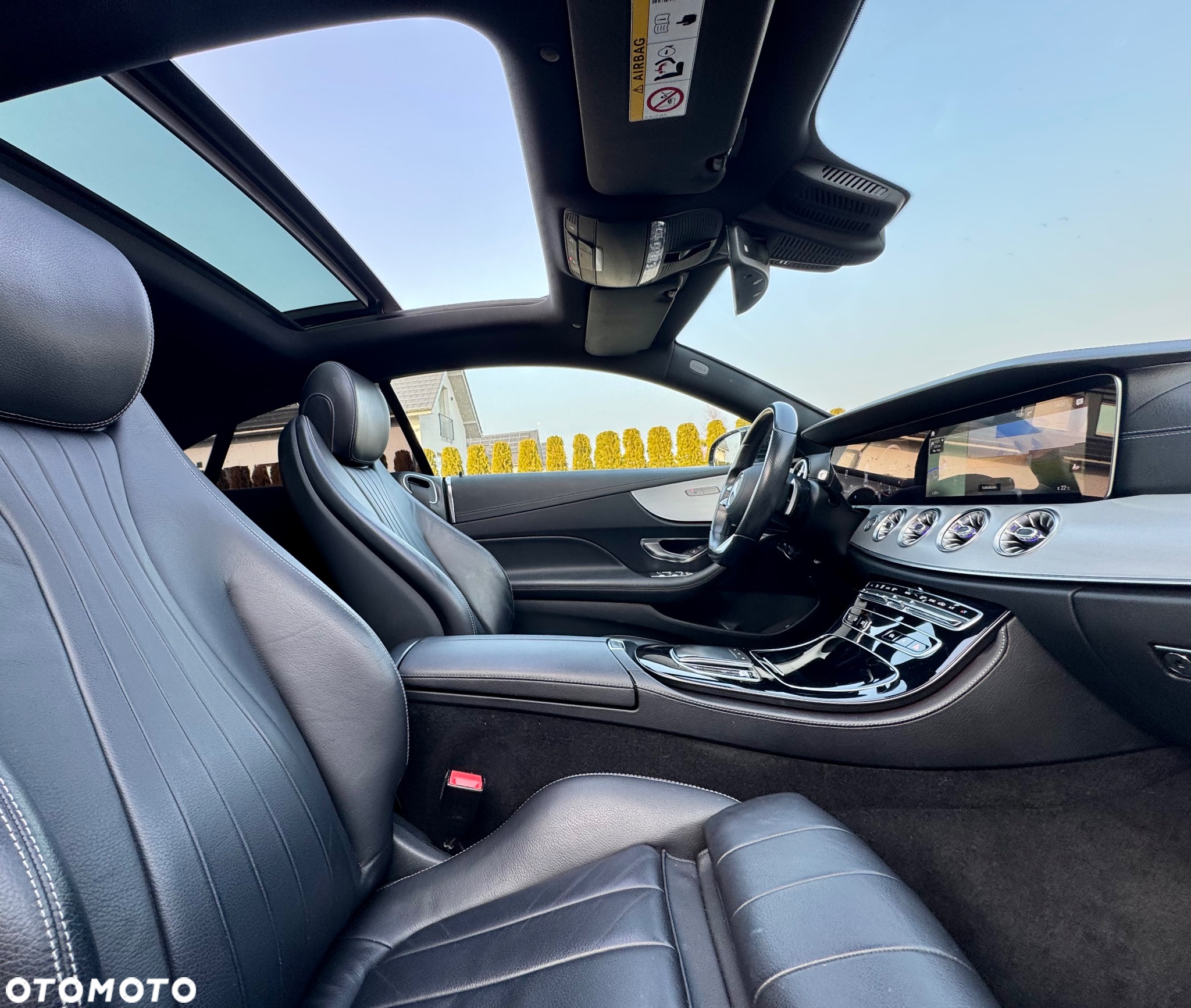 Mercedes-Benz Klasa E 220 d Coupe 4-Matic AMG - 17