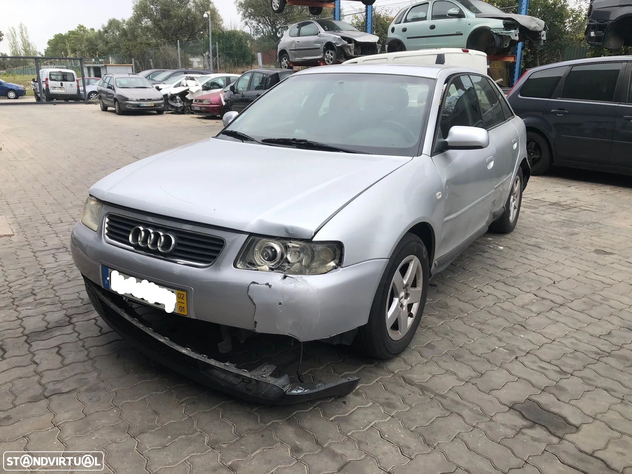 Audi A3 (8L1)  1.6i de 2002 - 1