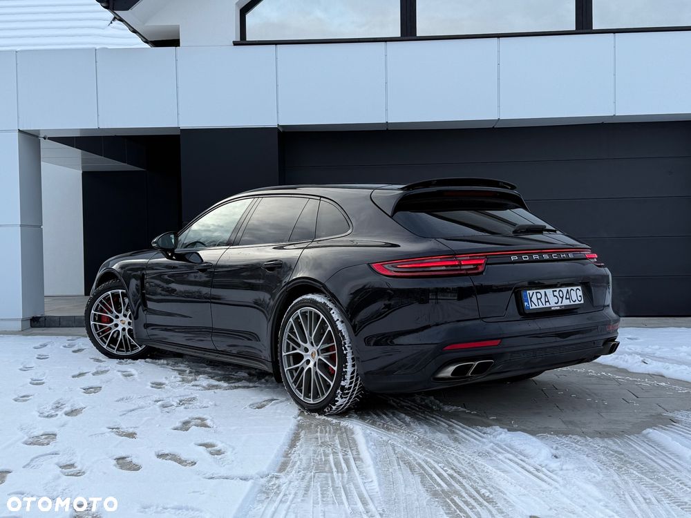 Porsche Panamera Turbo - 11