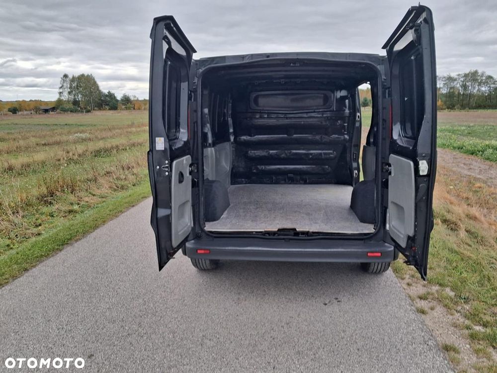 Renault Trafic - 18