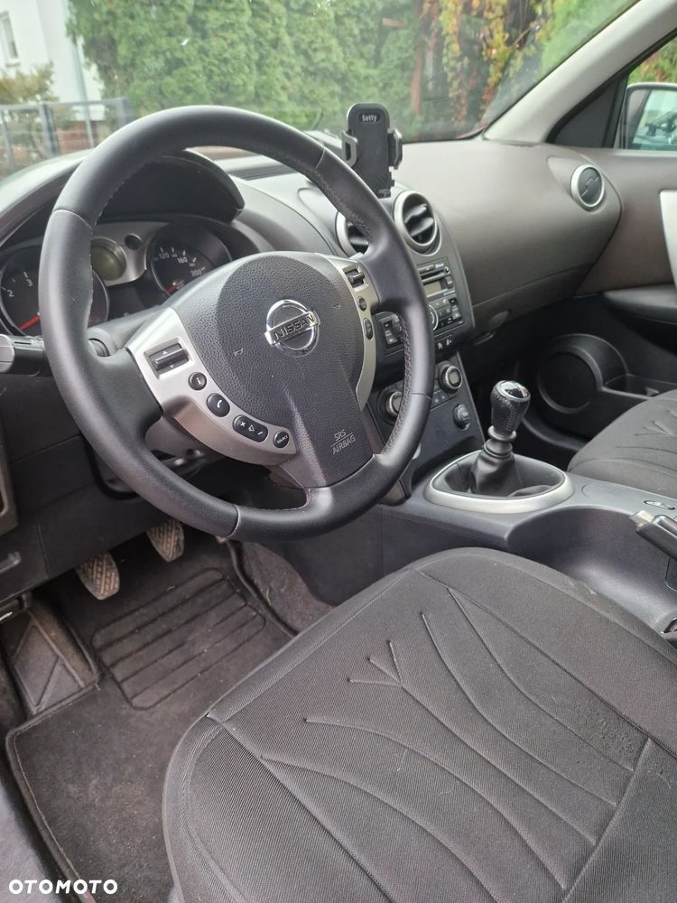 Nissan Qashqai - 11