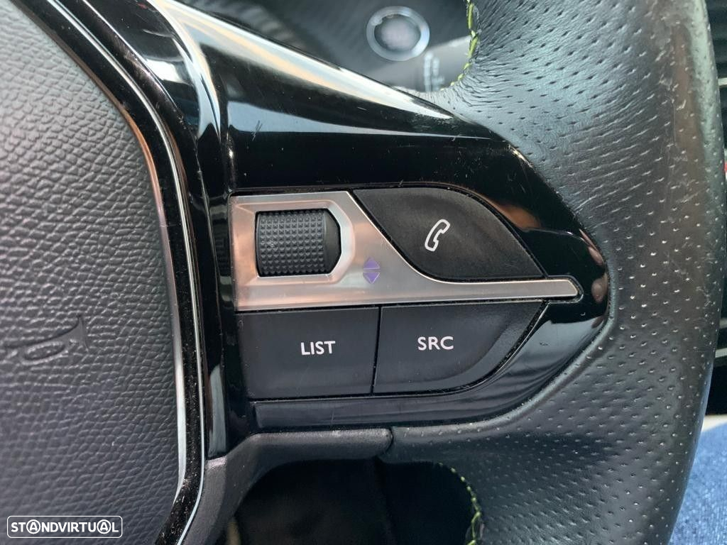 Peugeot 208 1.5 BlueHDi GT Line - 40