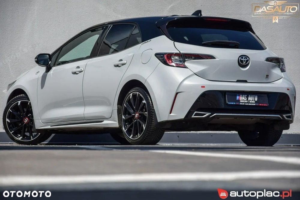Toyota Corolla - 12