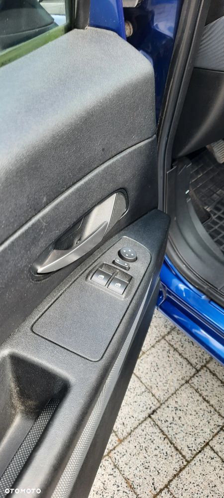 Fiat Grande Punto - 7