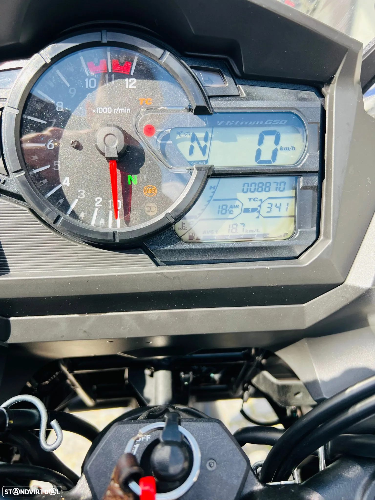 Suzuki DL 650 V-Strom Black Edition - 7