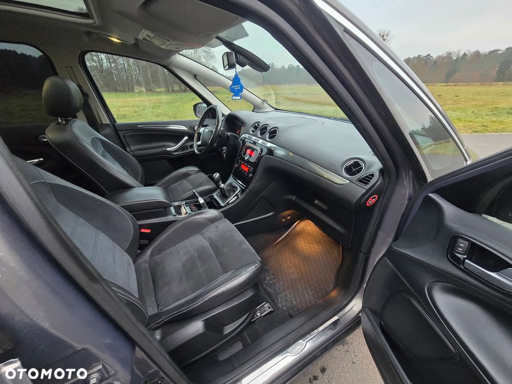 Ford S-Max 2.0 TDCi Titanium - 26