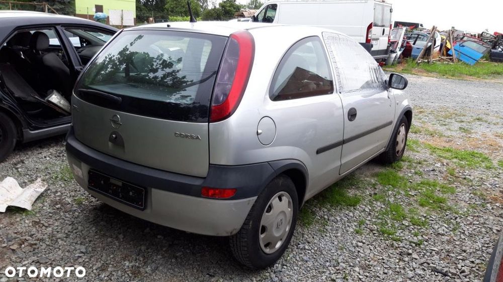 Części do Opel Corsa C 1.0 benzyna  hatchback 3-drzwi - 3