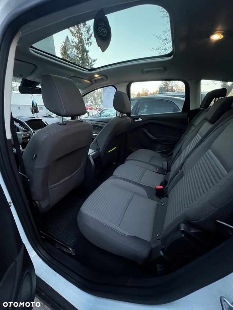 Ford C-MAX - 13