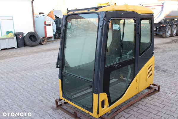 Kabina Komatsu PW PC