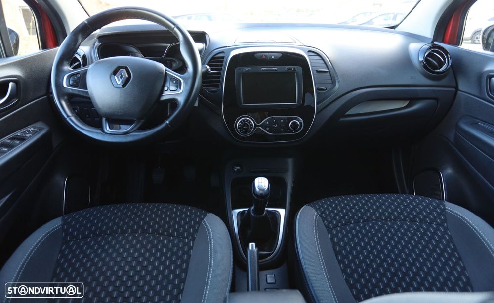 Renault Captur 1.5 dCi Exclusive - 19