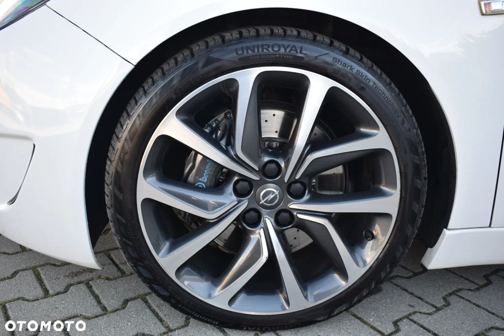 Opel Insignia 2.8 T V6 OPC - 34