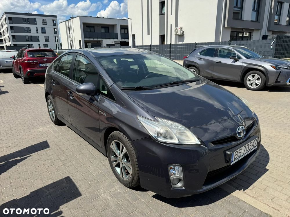 Toyota Prius 1.8 HSD Luna - 1