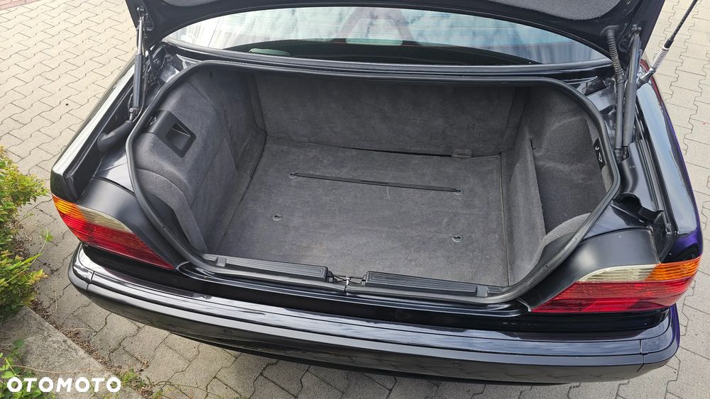 BMW Seria 7 750iL - 35