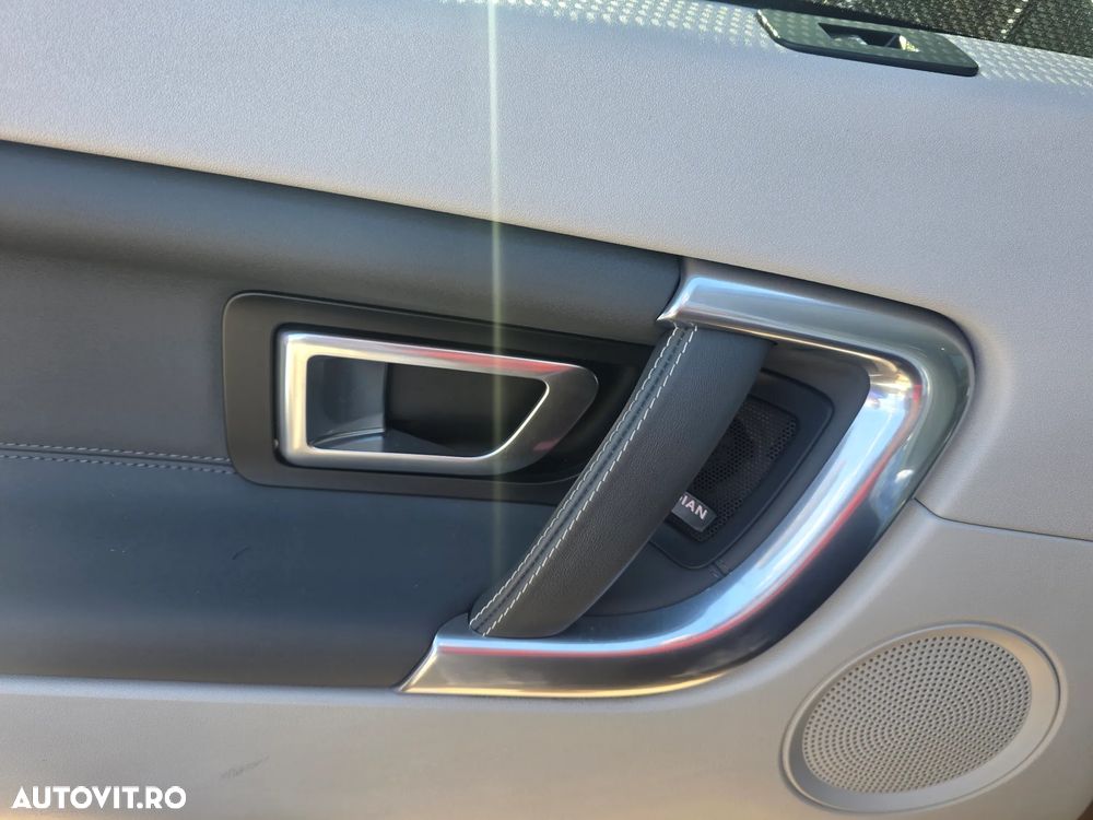 Land Rover Discovery 2.0 L TD4 HSE - 12