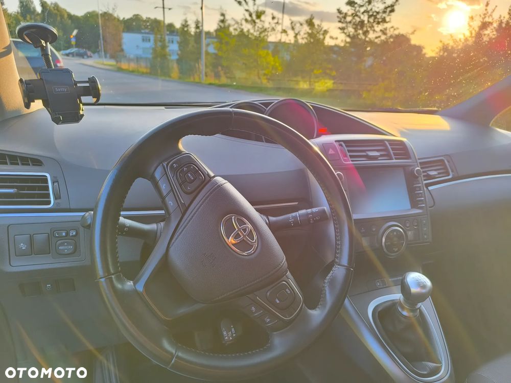Toyota Verso 1.8 Premium 7os EU6 - 9
