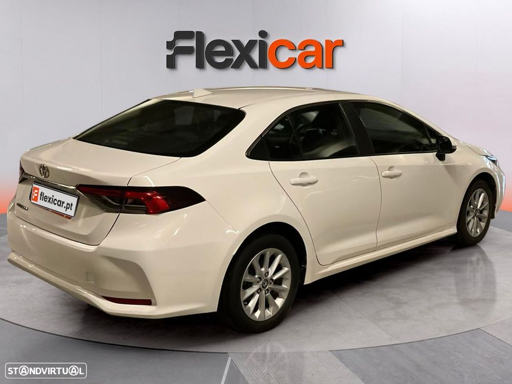 Toyota Corolla - 4