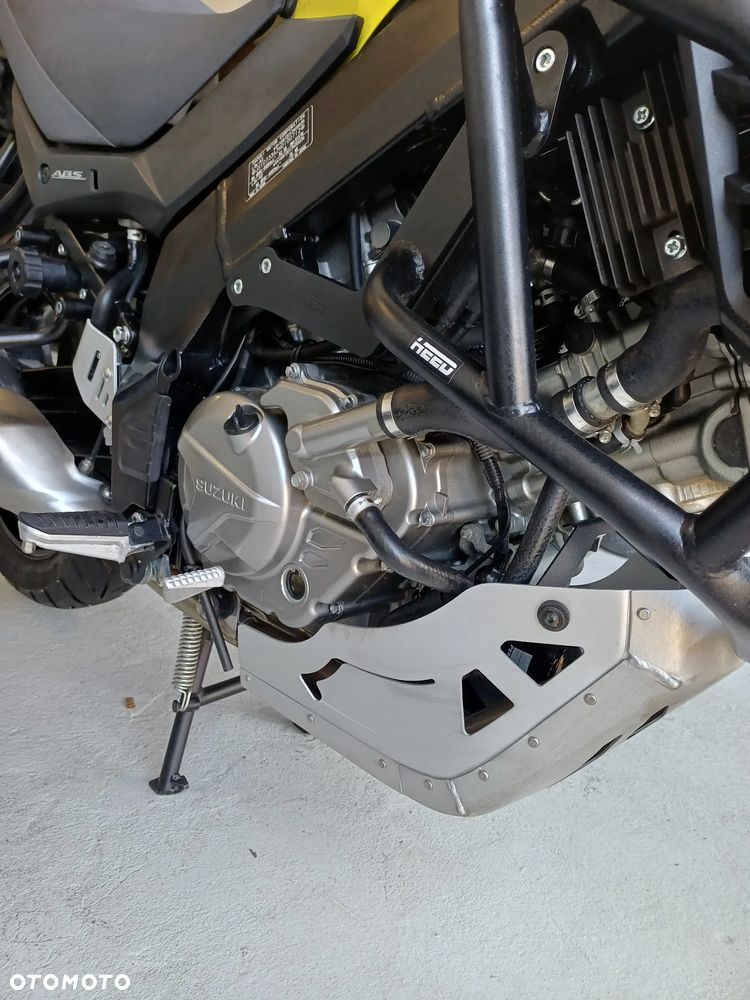 Suzuki V-STROM - 15